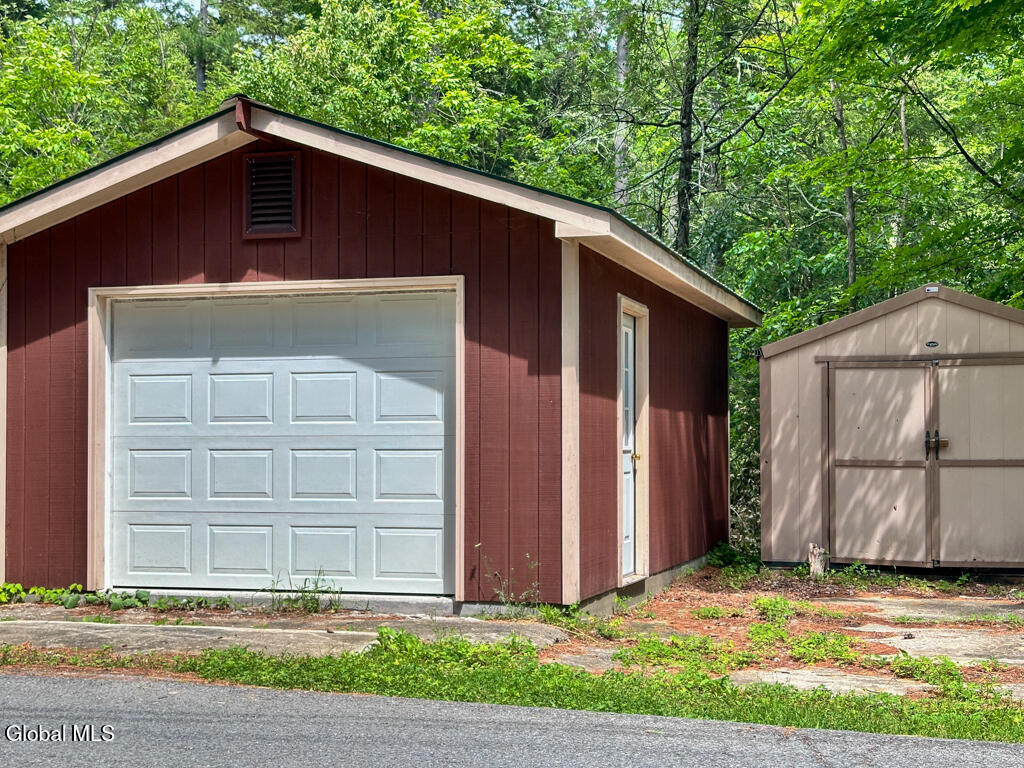 41 Hanneford Road Queensbury NY 12804