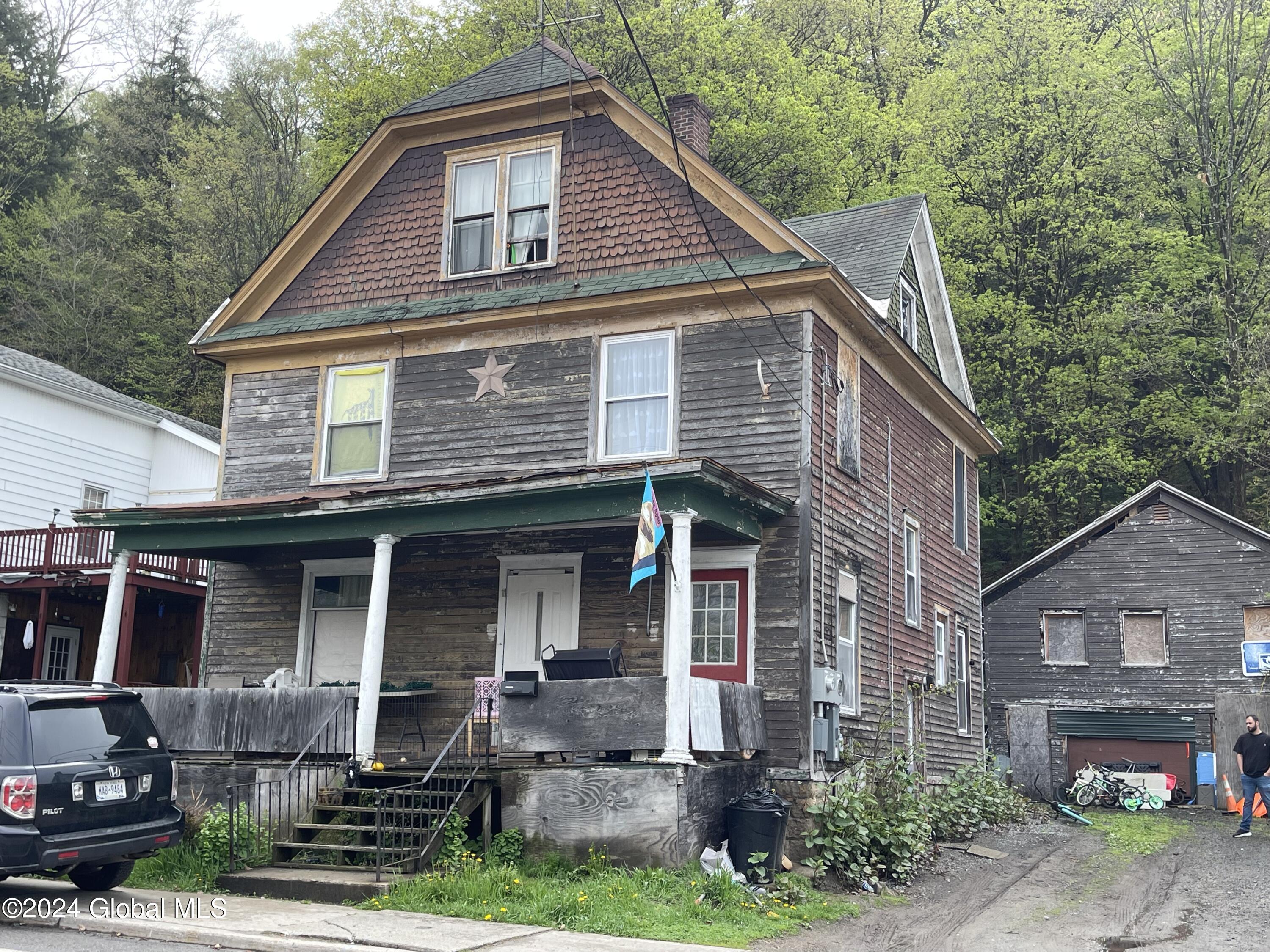 30 E State Street Dolgeville NY 13329