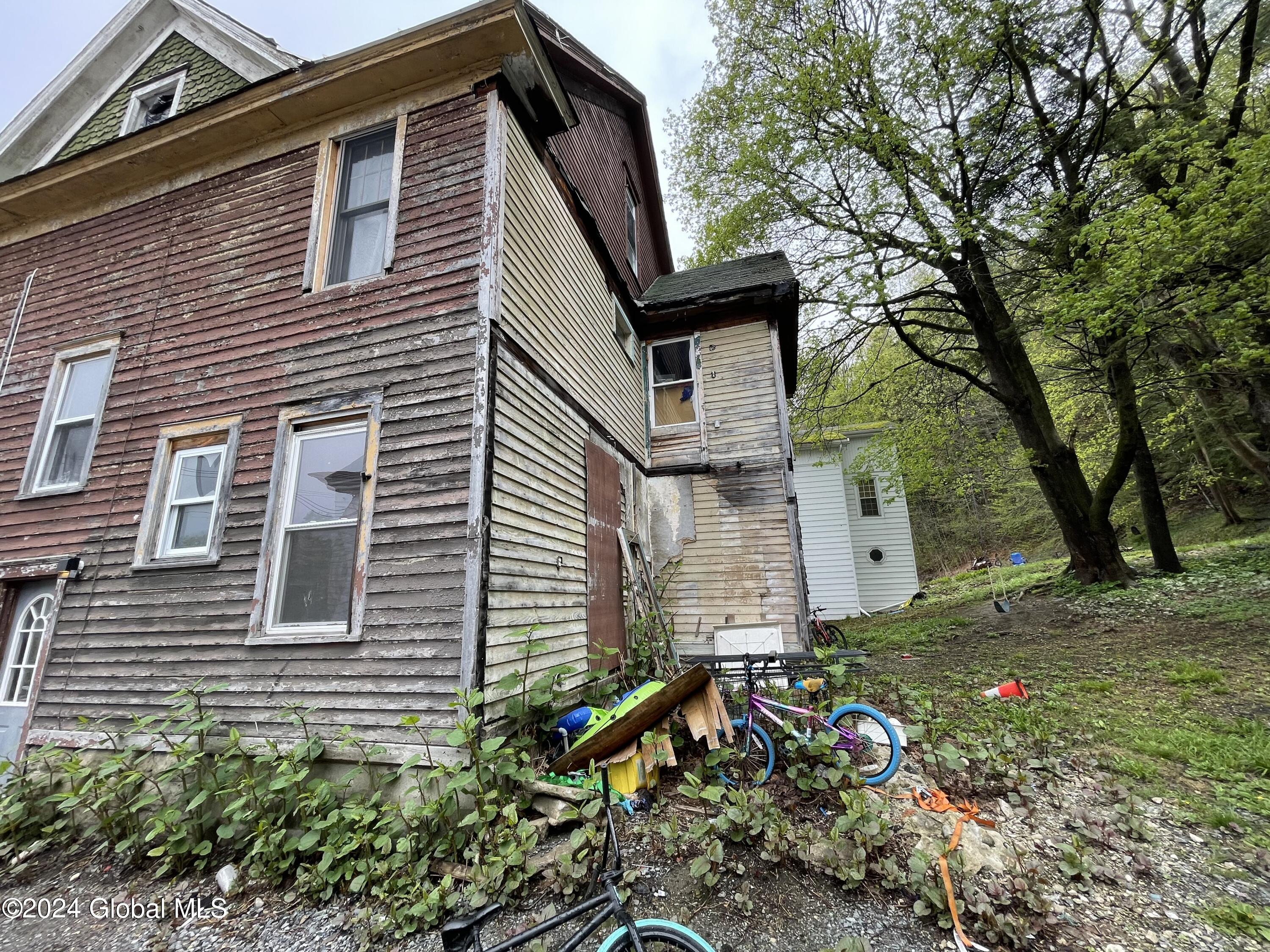 30 E State Street Dolgeville NY 13329