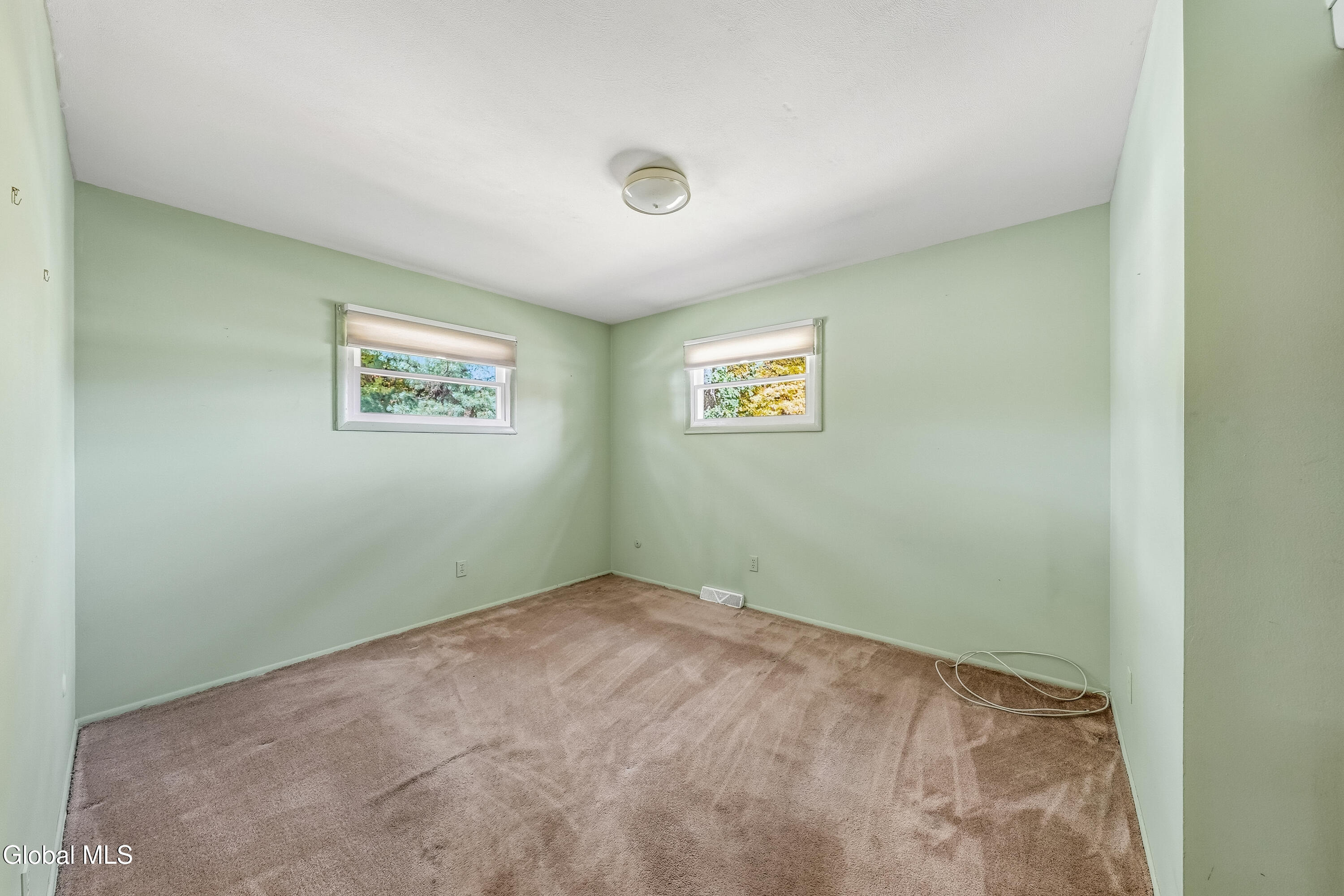 40 Gail Avenue Albany NY 12205