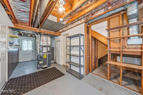 40 Gail Avenue Albany NY 12205