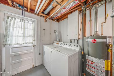 40 Gail Avenue Albany NY 12205