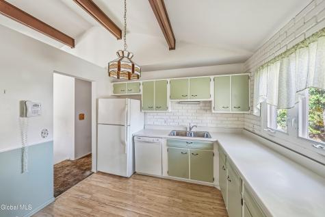 40 Gail Avenue Albany NY 12205