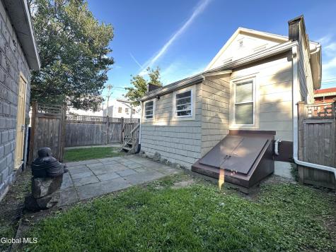 20 W Lawrence Street Albany NY 12206