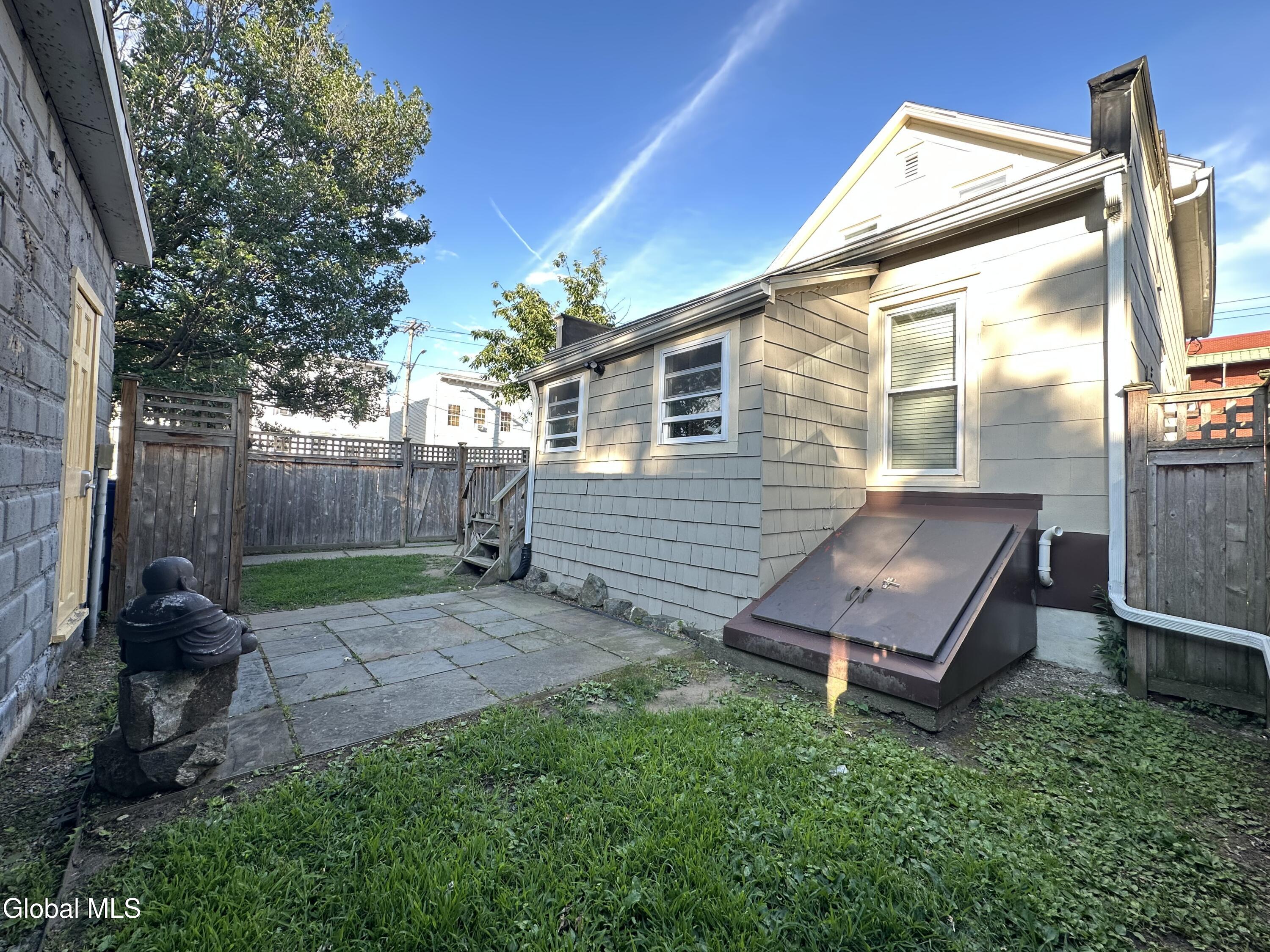 20 W Lawrence Street Albany NY 12206