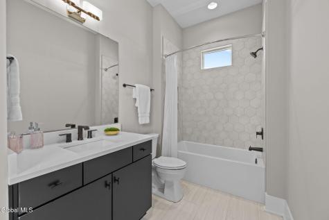 7 Gregory Court Saratoga Springs NY 12866