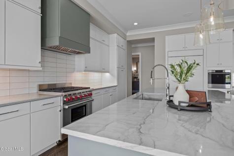 7 Gregory Court Saratoga Springs NY 12866