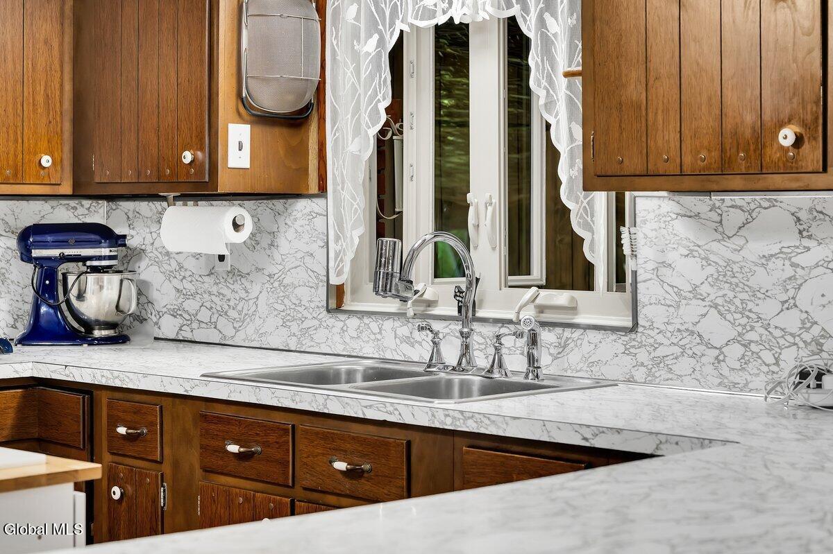 655 Hudson River Road Waterford NY 12188
