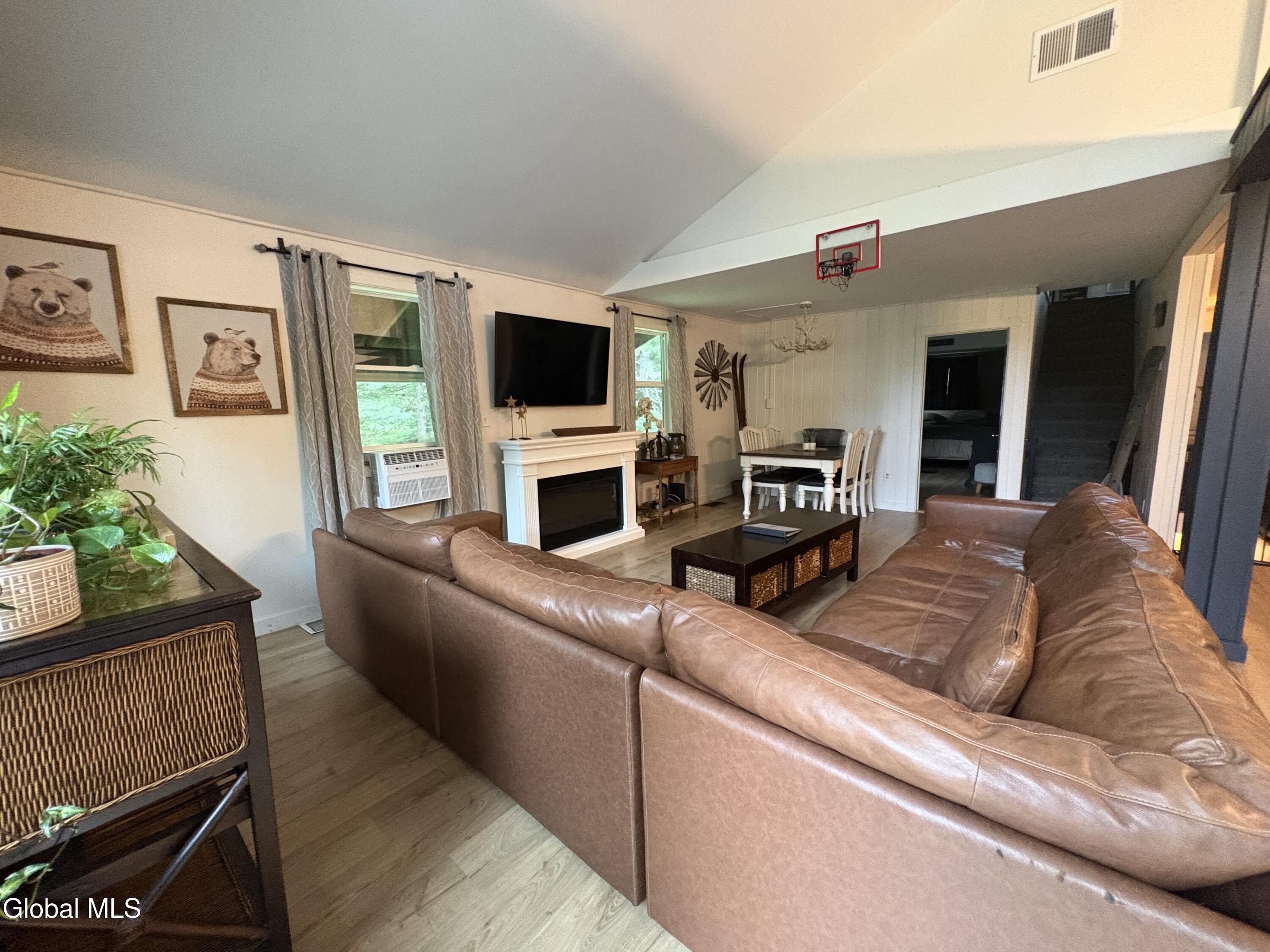 25 Forest Way Moriah NY 12960