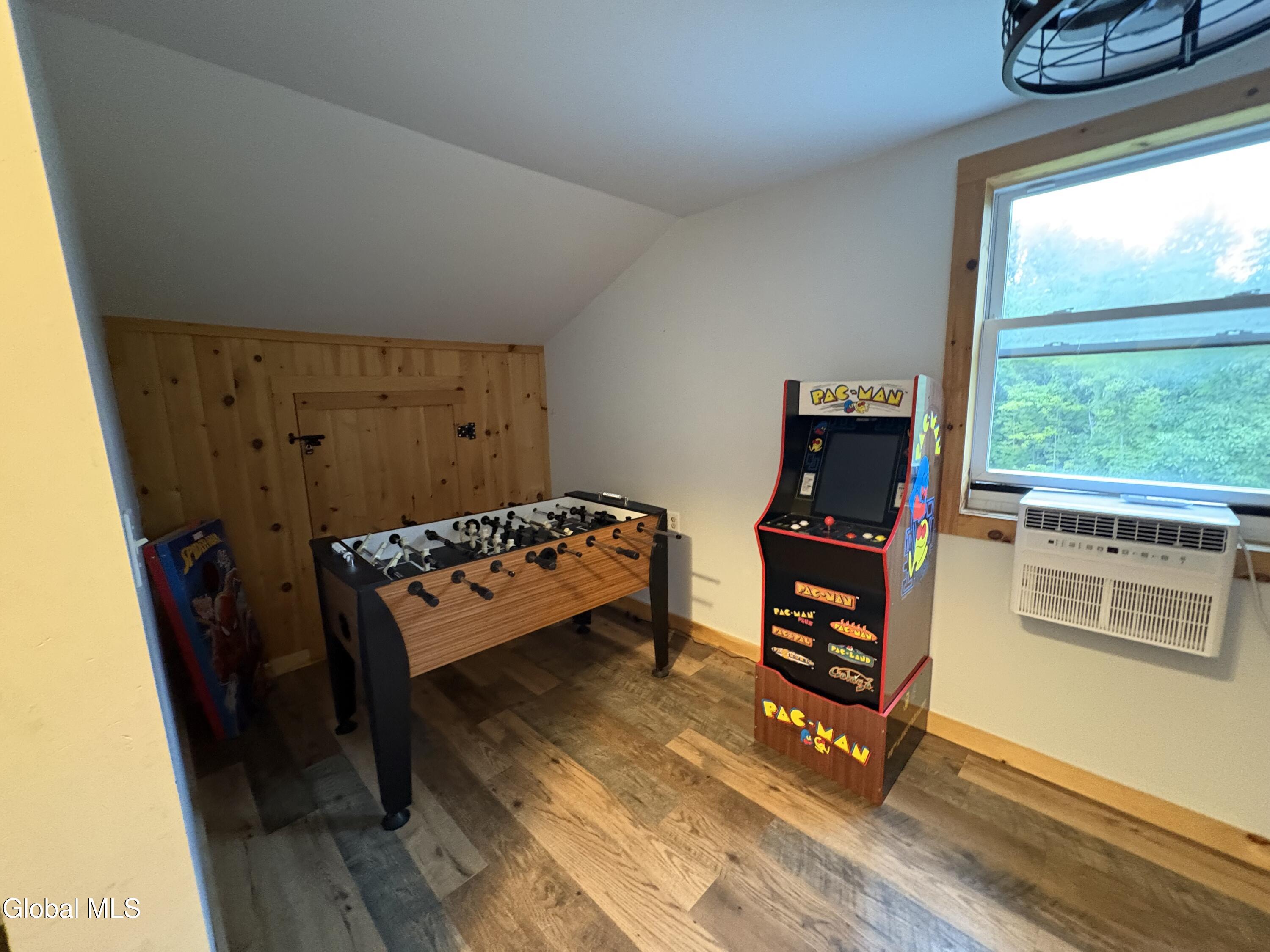 25 Forest Way Moriah NY 12960
