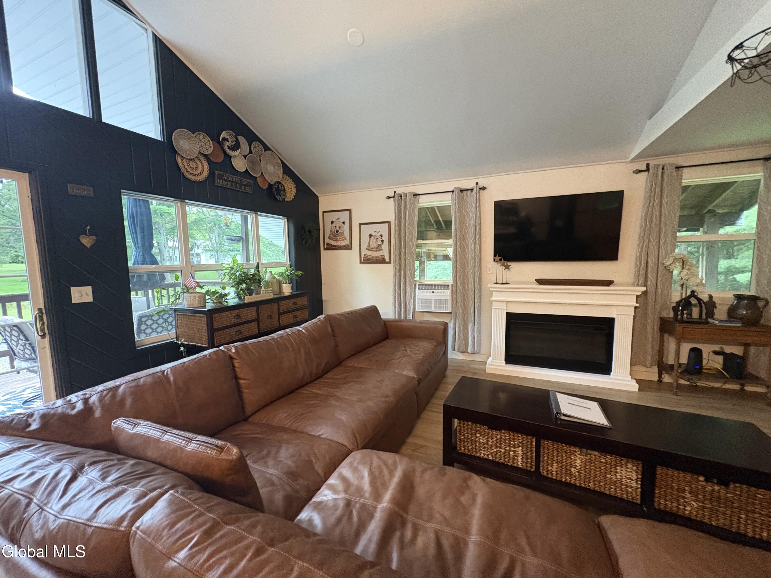 25 Forest Way Moriah NY 12960