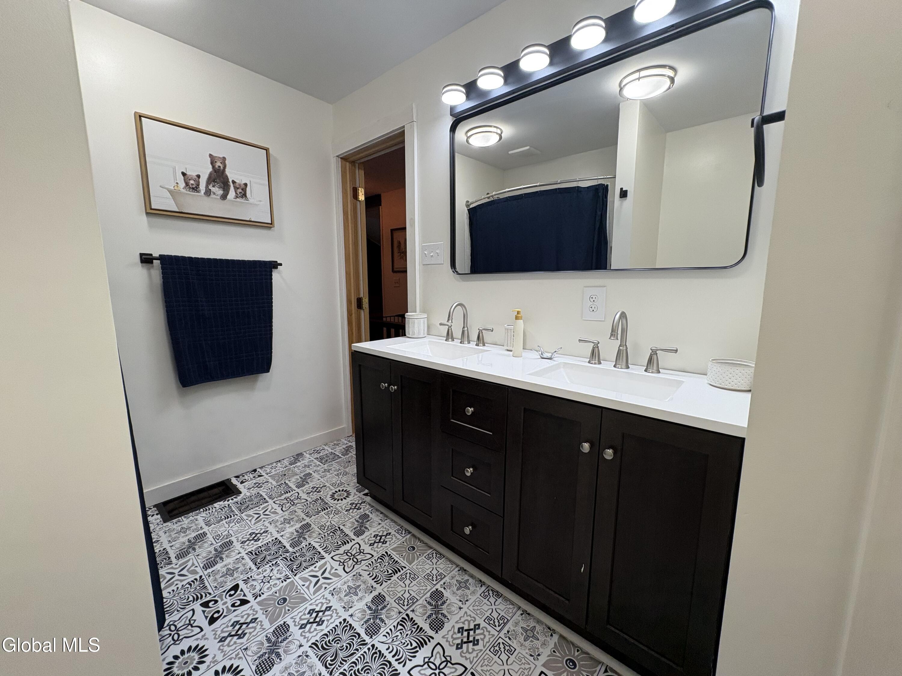25 Forest Way Moriah NY 12960