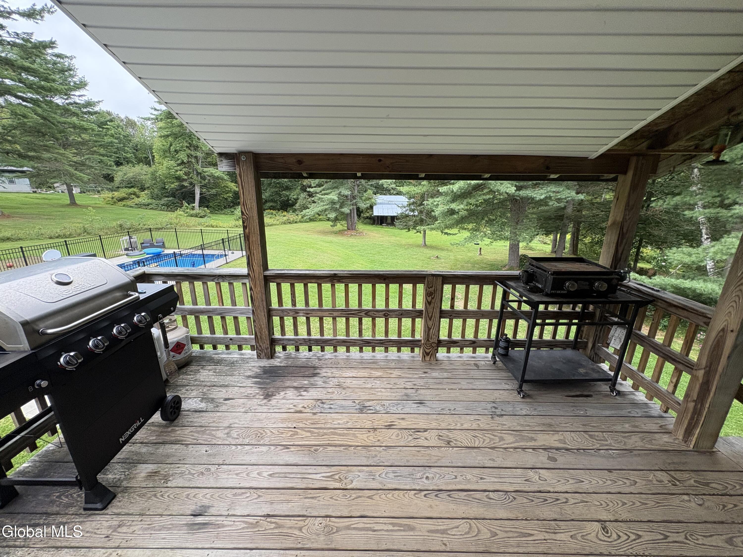 25 Forest Way Moriah NY 12960
