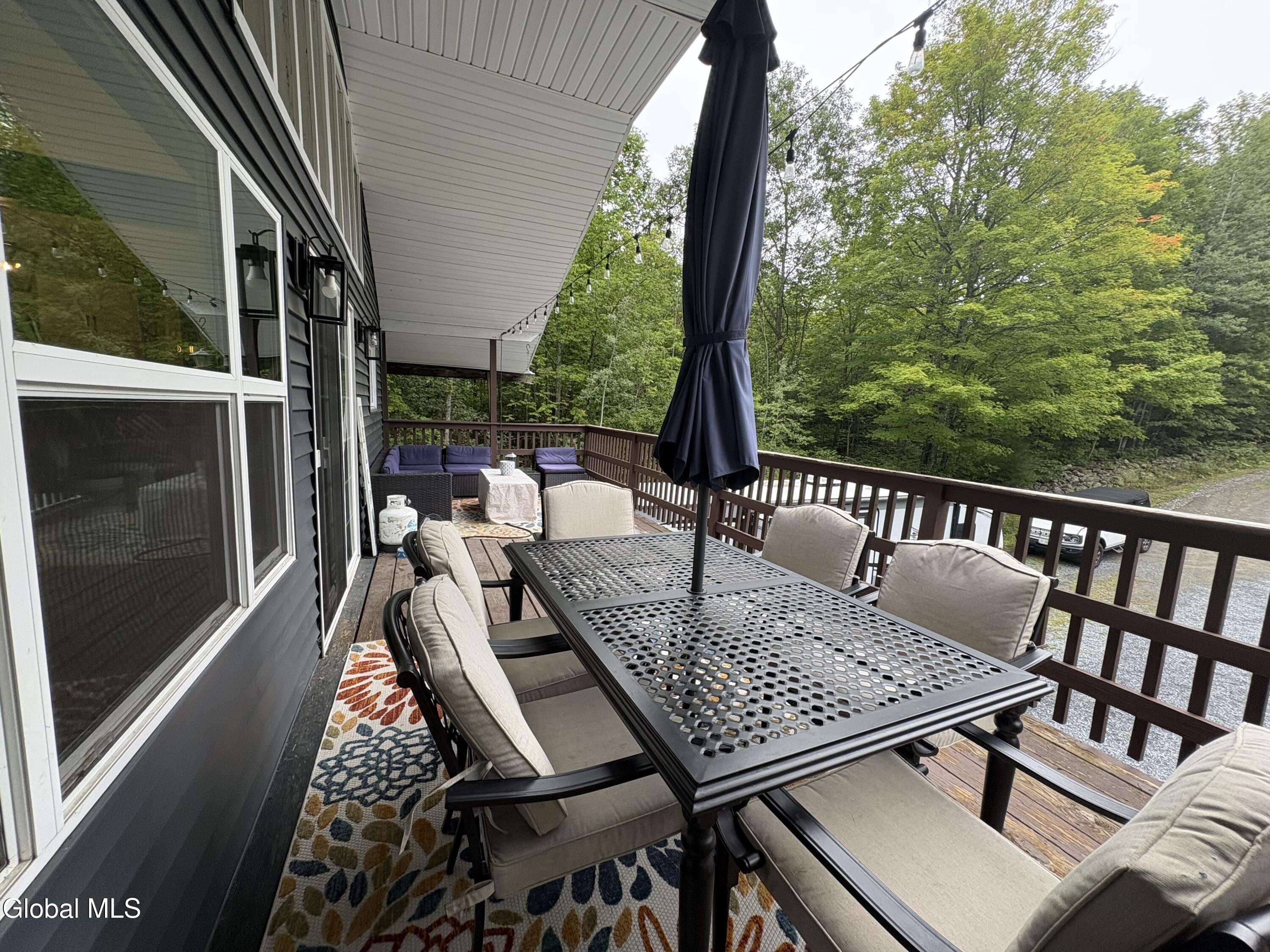 25 Forest Way Moriah NY 12960
