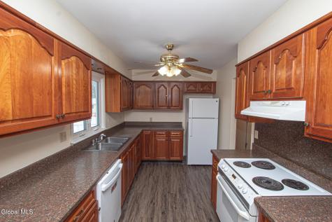 4 Rustyville Road Loudonville NY 12211