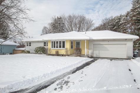 4 Rustyville Road Loudonville NY 12211