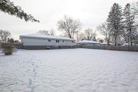 4 Rustyville Road Loudonville NY 12211