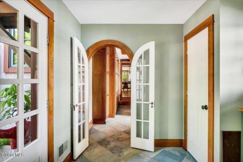 674 Crescent Avenue Saratoga NY 12866