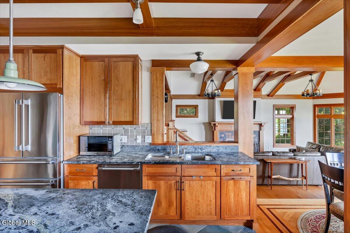 674 Crescent Avenue Saratoga NY 12866