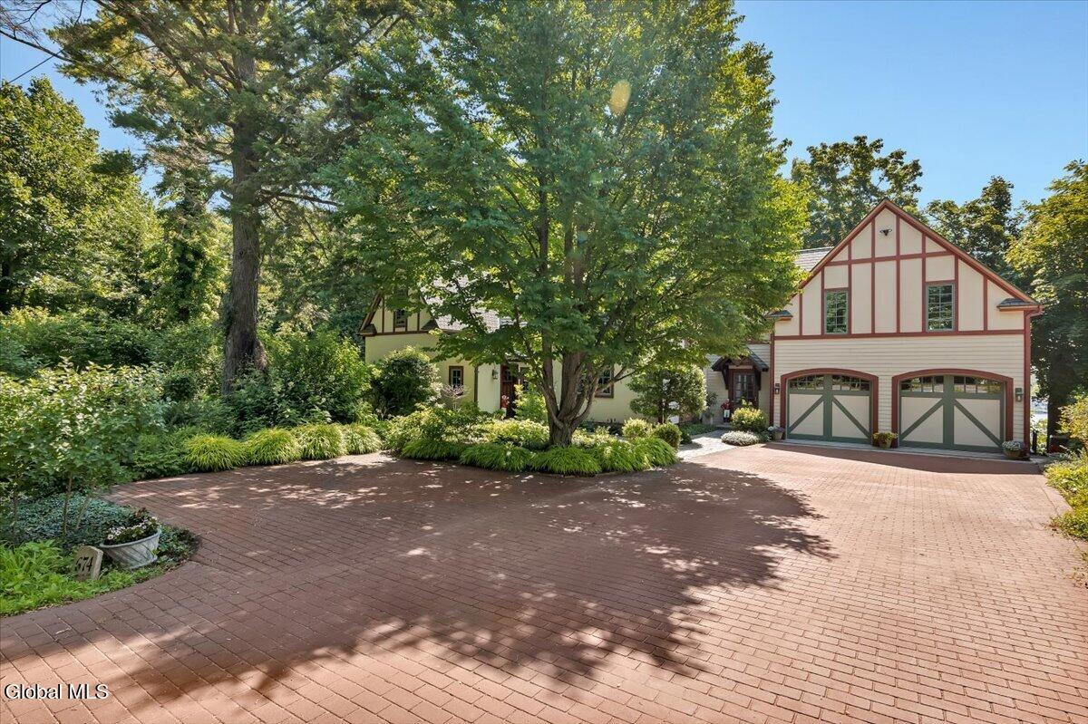 674 Crescent Avenue Saratoga NY 12866