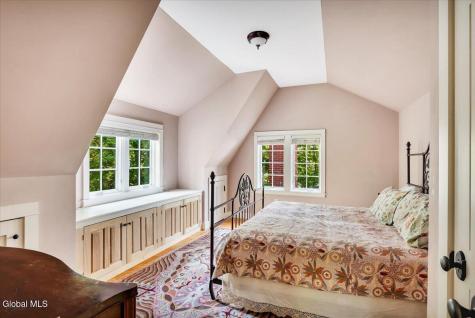 674 Crescent Avenue Saratoga NY 12866