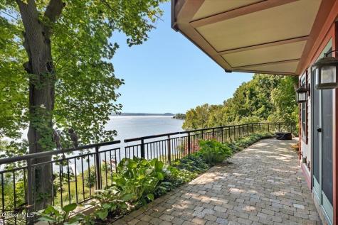 674 Crescent Avenue Saratoga NY 12866