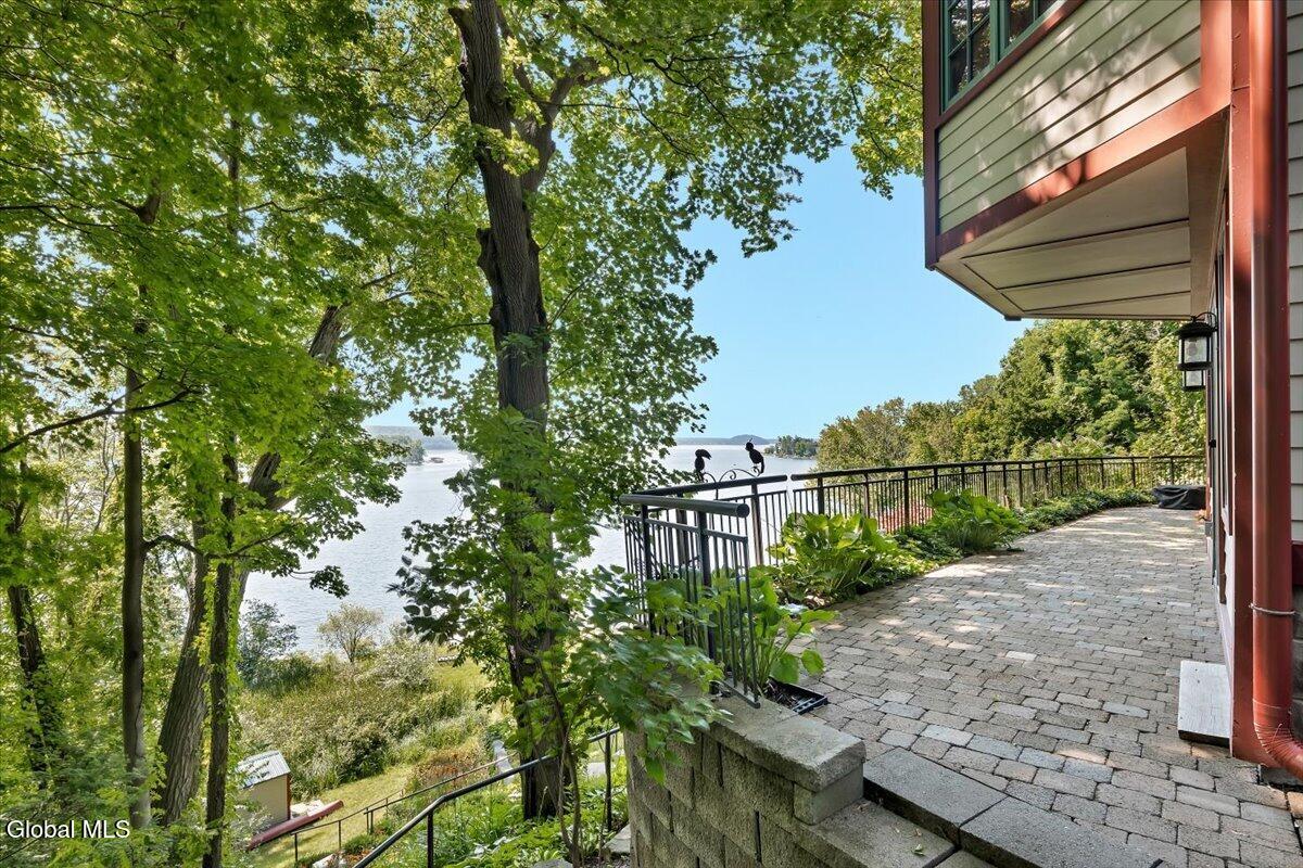 674 Crescent Avenue Saratoga NY 12866