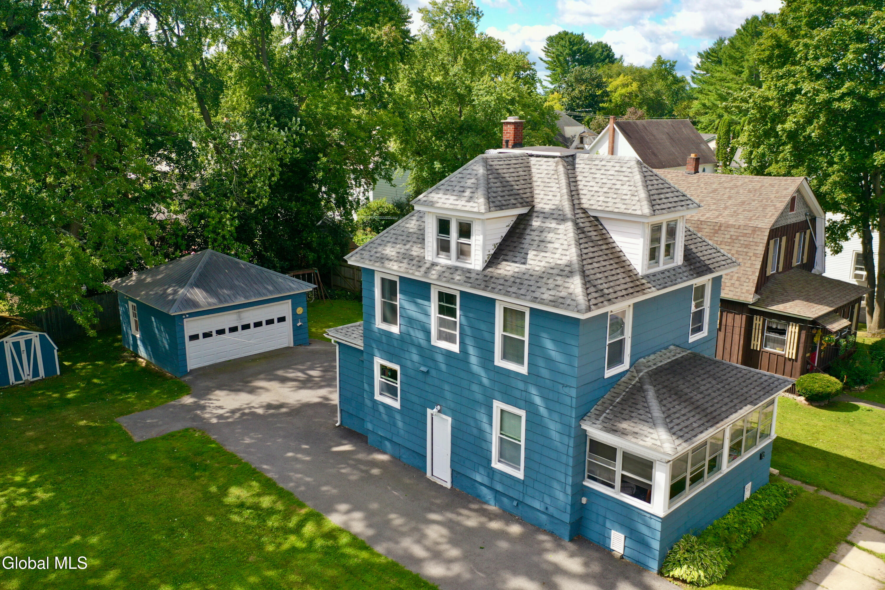 12 Newman Street Gloversville NY 12078