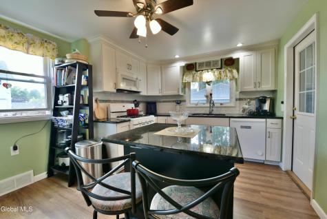 12 Newman Street Gloversville NY 12078