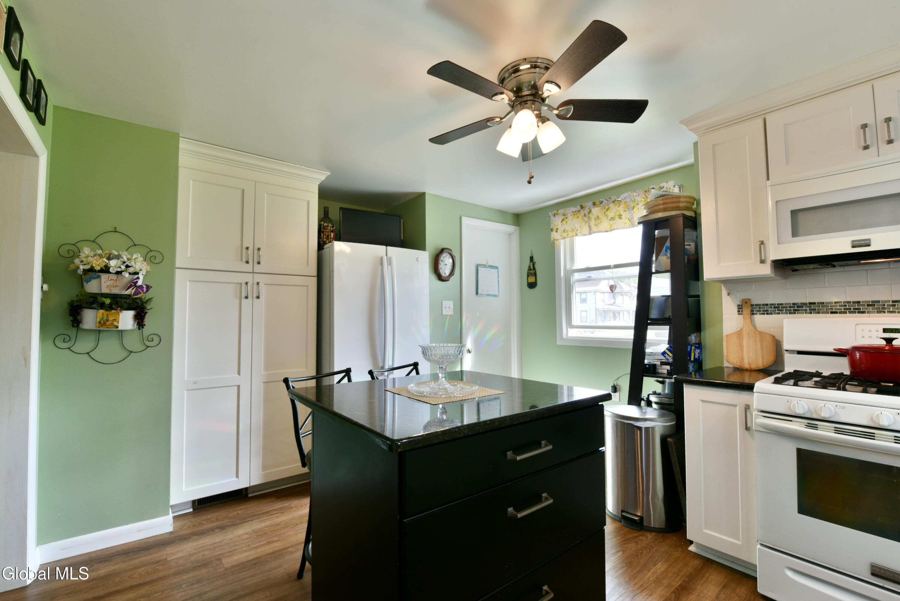 12 Newman Street Gloversville NY 12078
