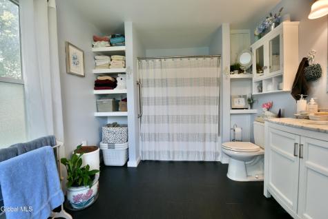 12 Newman Street Gloversville NY 12078