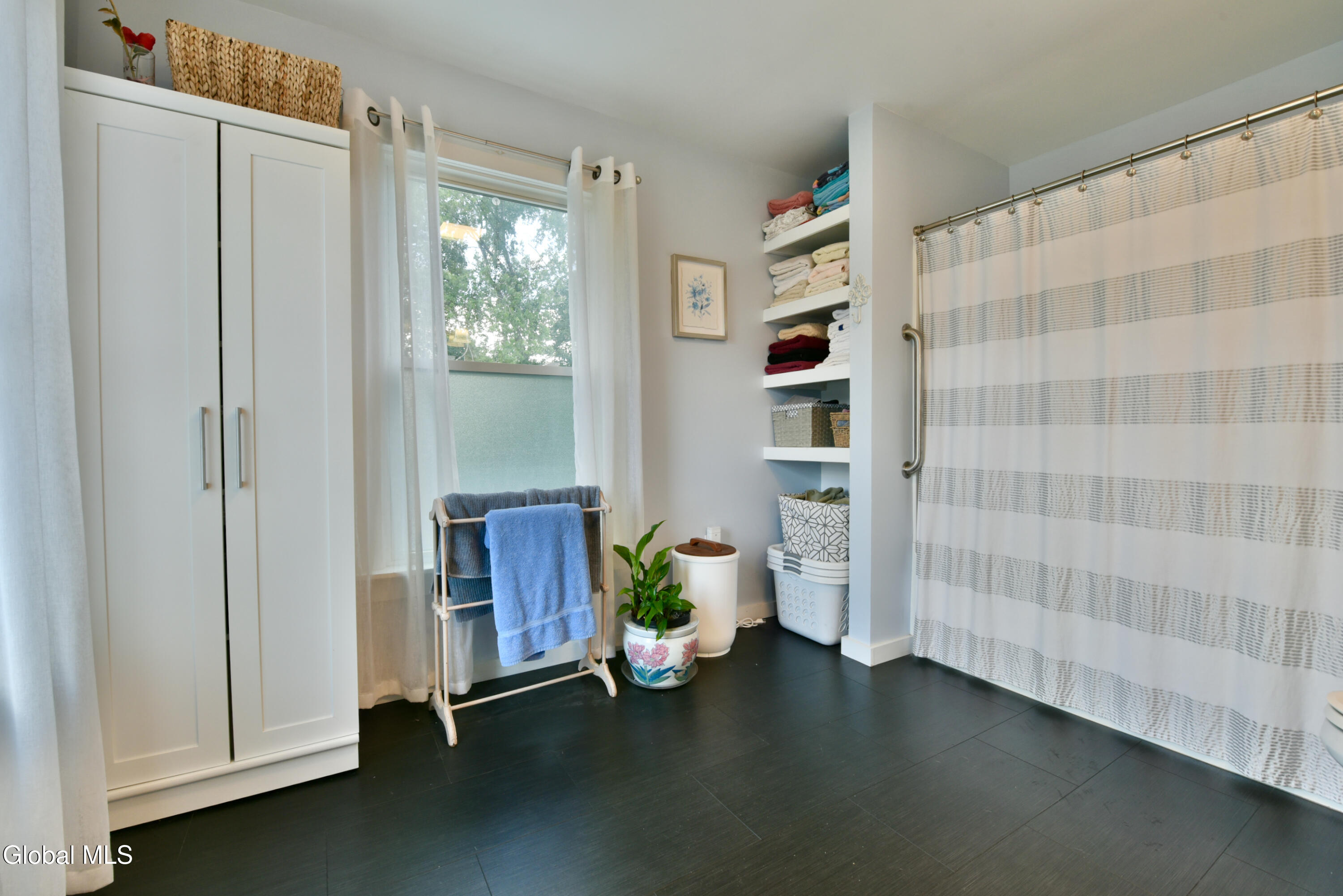 12 Newman Street Gloversville NY 12078