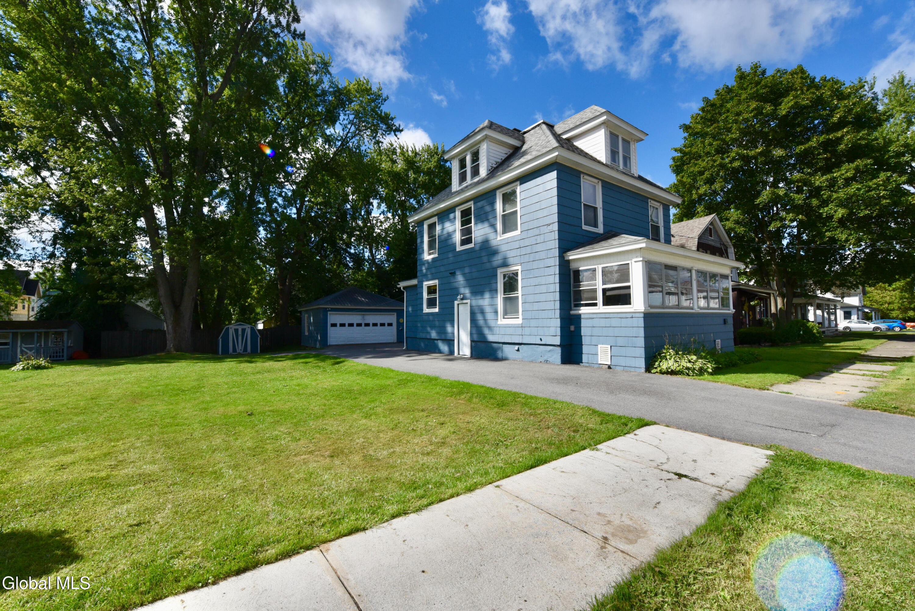 12 Newman Street Gloversville NY 12078