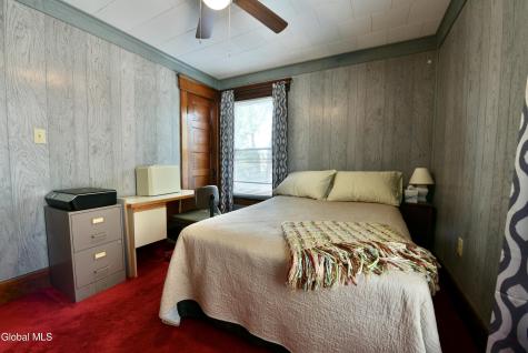12 Newman Street Gloversville NY 12078