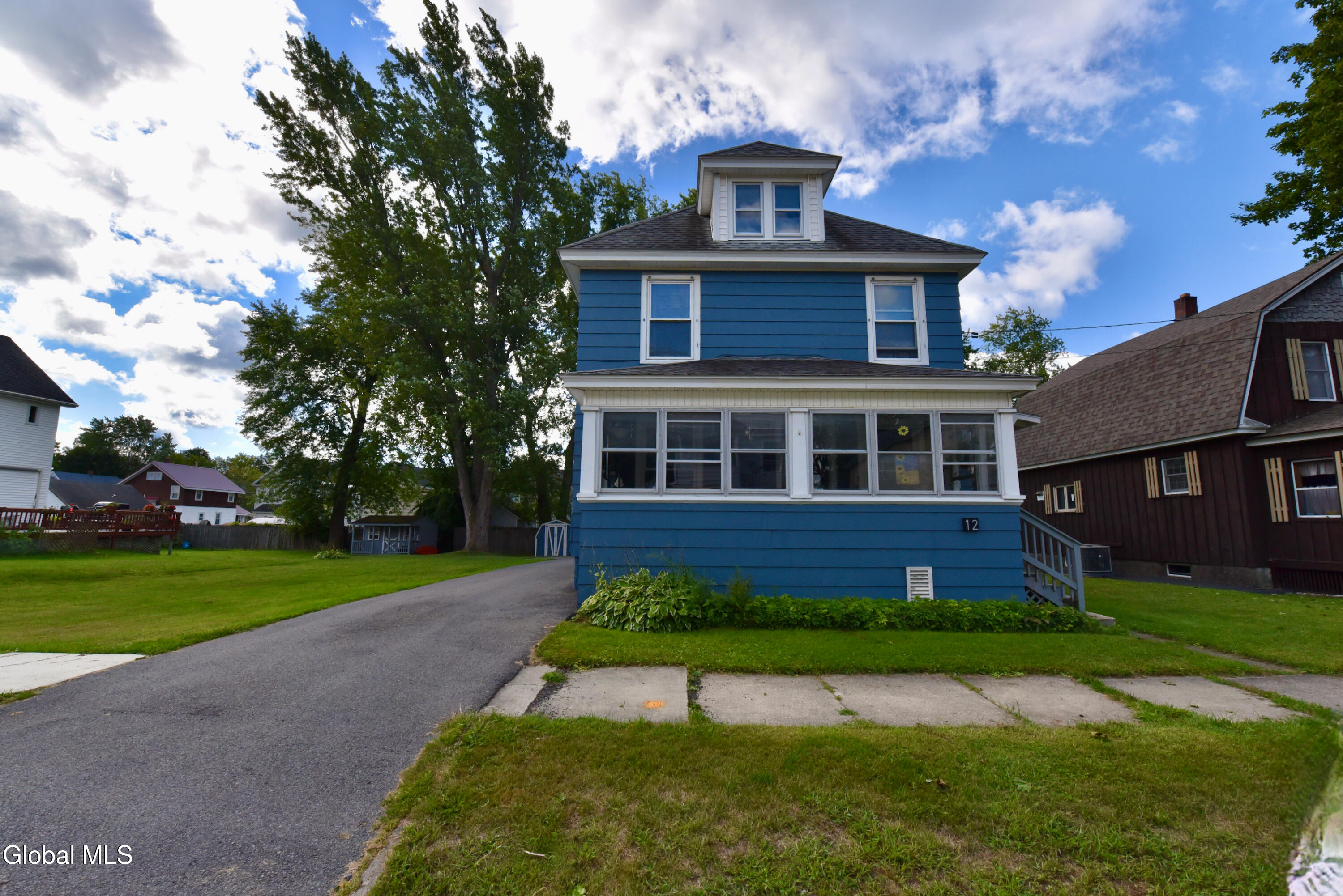12 Newman Street Gloversville NY 12078