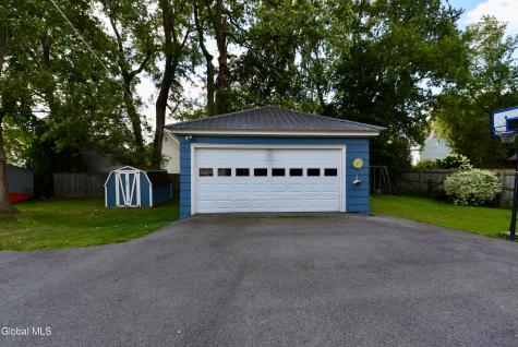 12 Newman Street Gloversville NY 12078