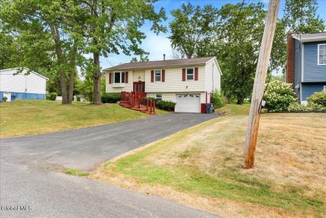 52 Bloomingdale Avenue East Greenbush NY 12061