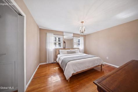 874 Maxwell Drive Niskayuna NY 12309