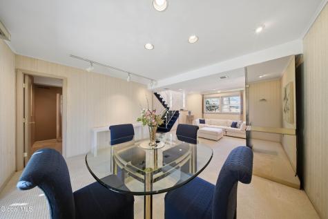 874 Maxwell Drive Niskayuna NY 12309
