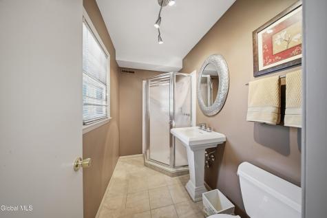 874 Maxwell Drive Niskayuna NY 12309