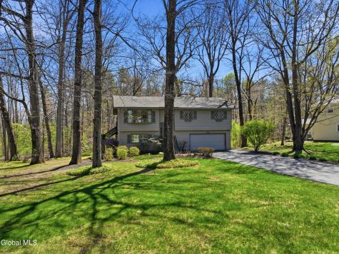 874 Maxwell Drive Niskayuna NY 12309