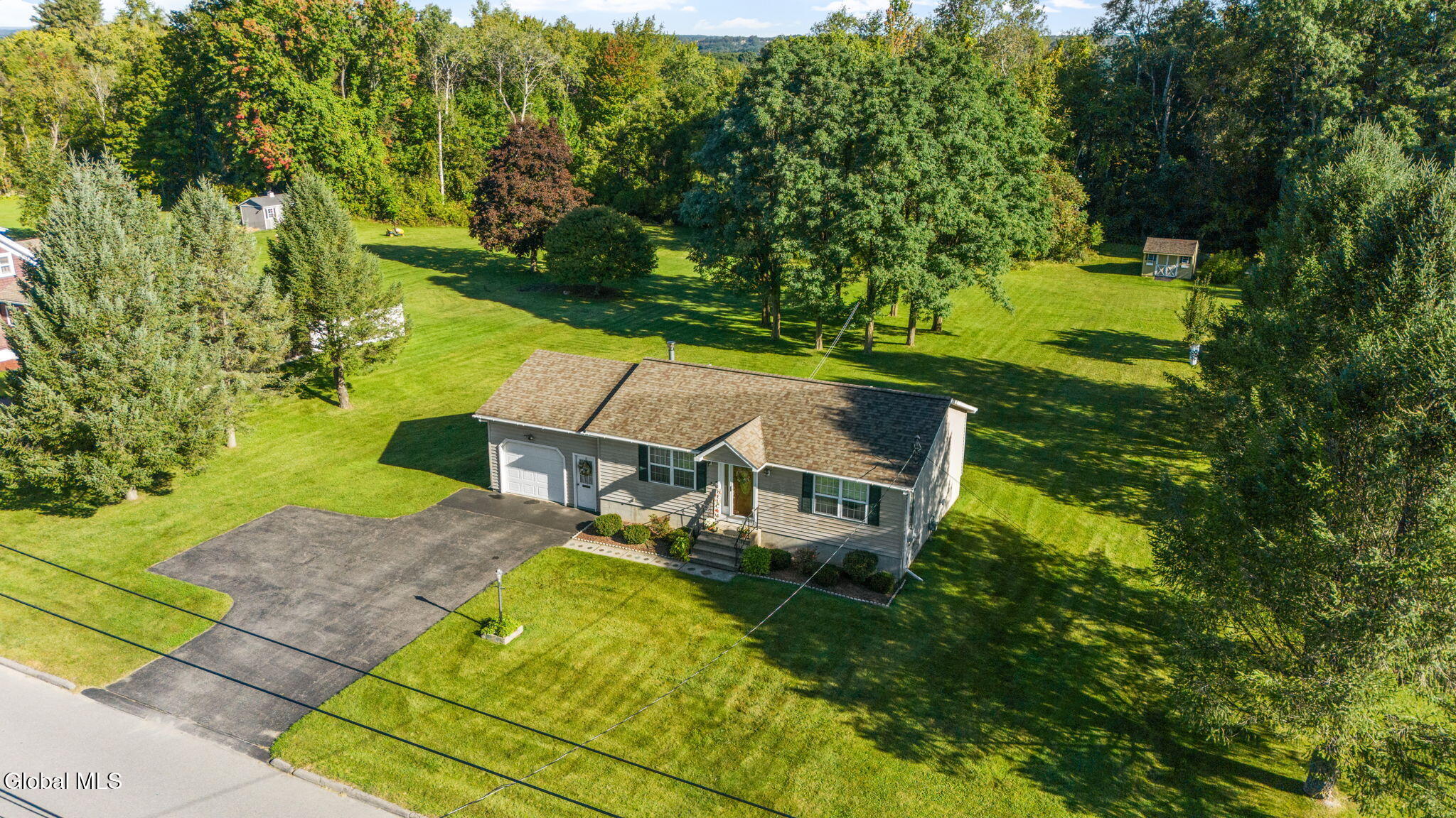 42 Destefano Place Amsterdam NY 12010