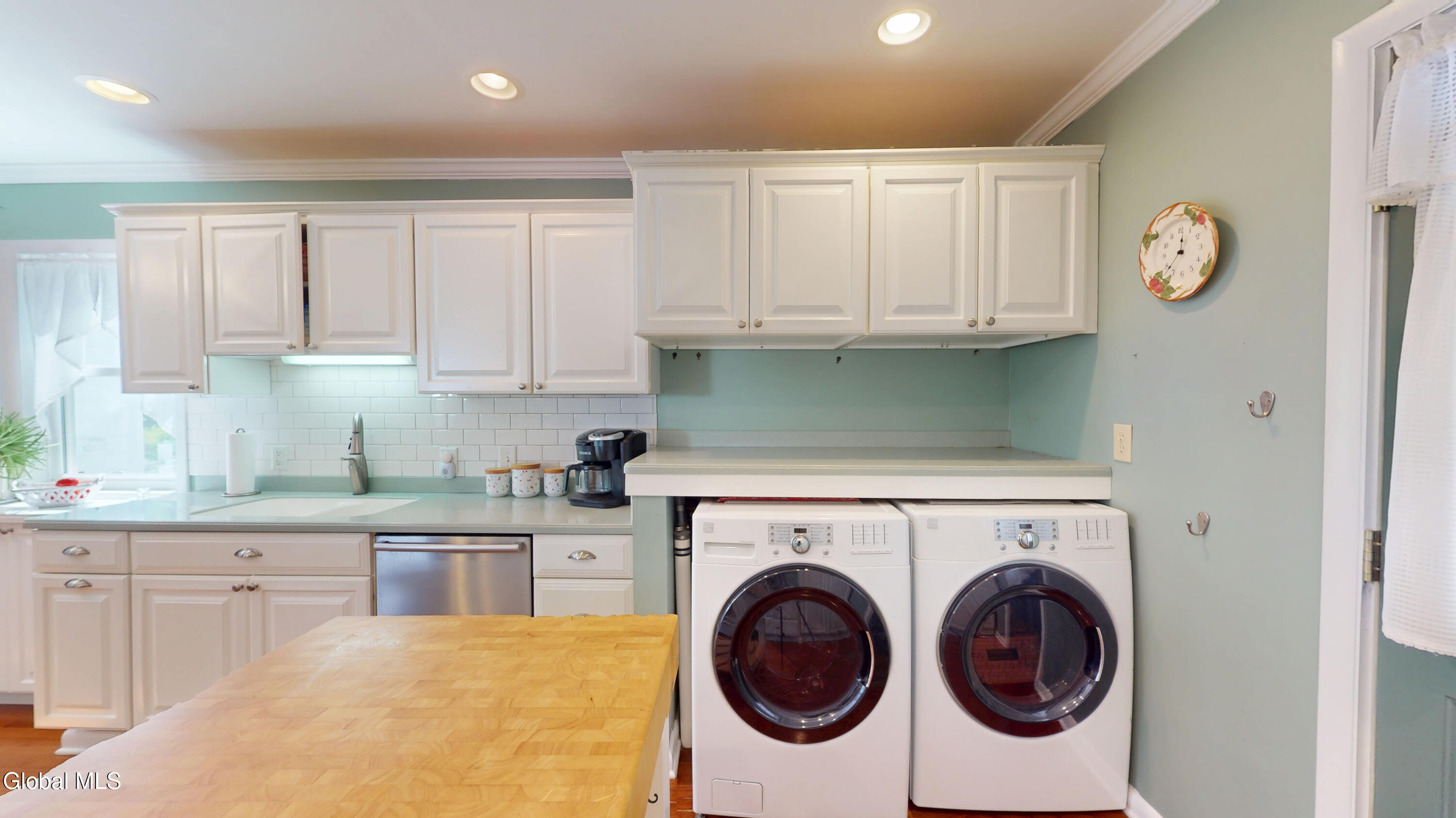 15 Freleigh Place Coxsackie NY 12051