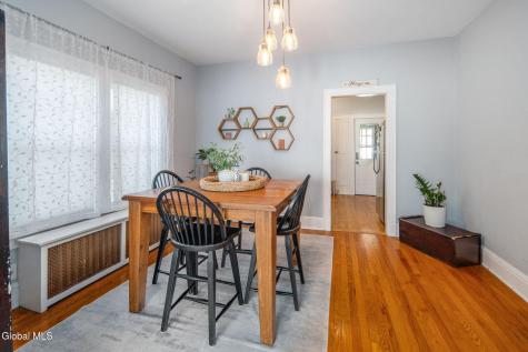 945 Myrtle Avenue Albany NY 12208
