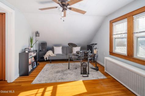 945 Myrtle Avenue Albany NY 12208