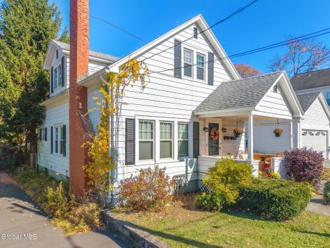 945 Myrtle Avenue Albany NY 12208