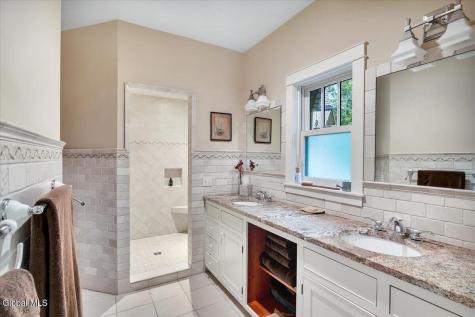 29 Briarhurst Drive Gansevoort NY 12831