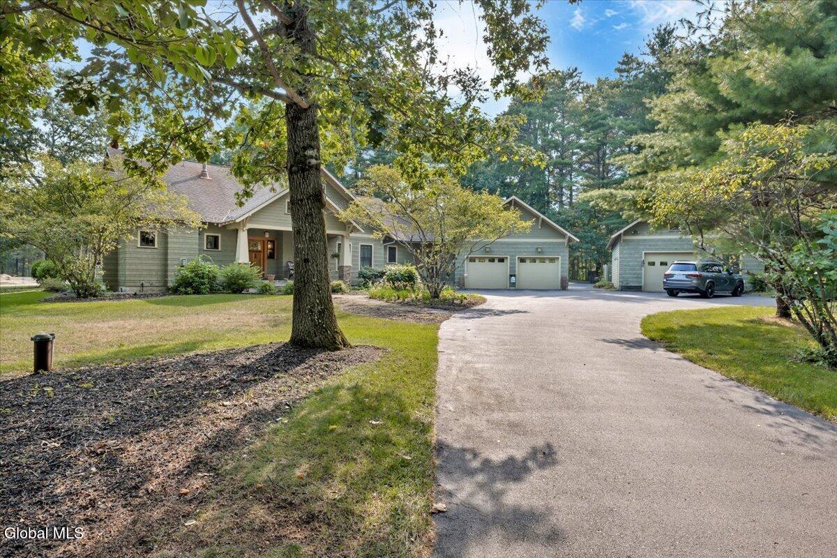 29 Briarhurst Drive Gansevoort NY 12831