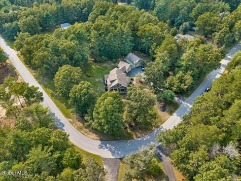 29 Briarhurst Drive Gansevoort NY 12831