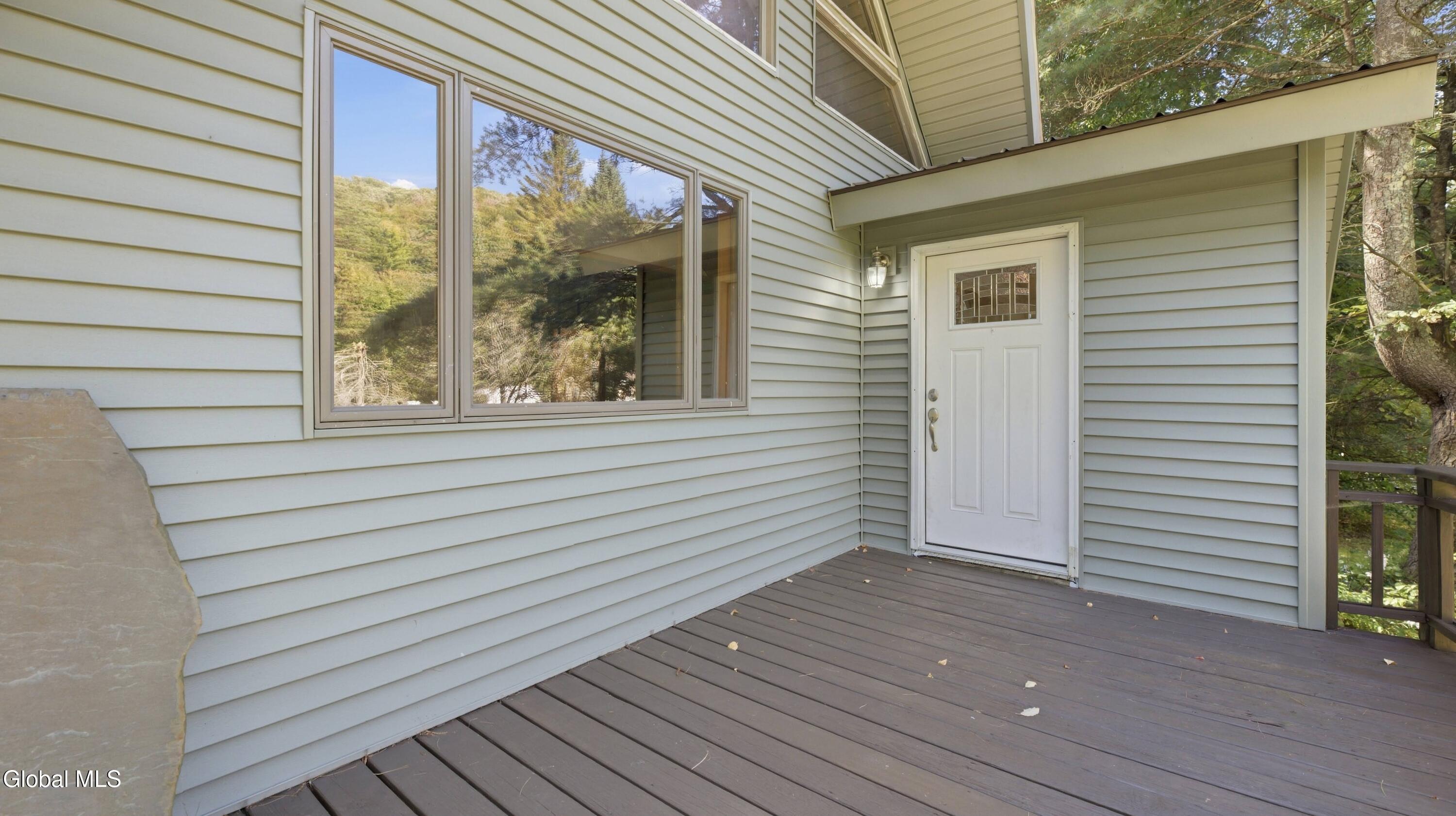 112 Ny-10a Johnstown NY 12095